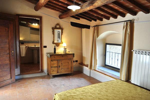 Agriturismo Fattoria Di Gragnone Guest House Bilik gambar